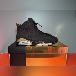Size 8.5 - Jordan 6 Retro Defining Moments